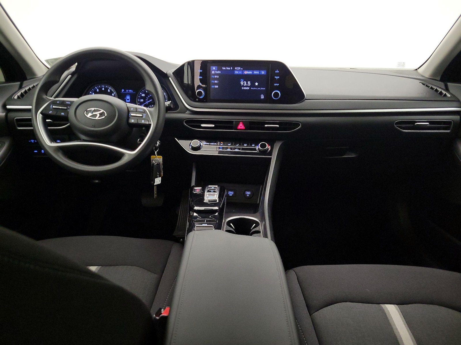 2023 Hyundai Sonata SE - Photo 10