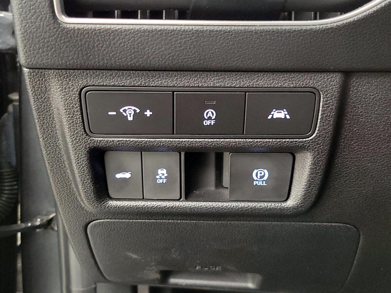 2023 Hyundai Sonata SE - Photo 14
