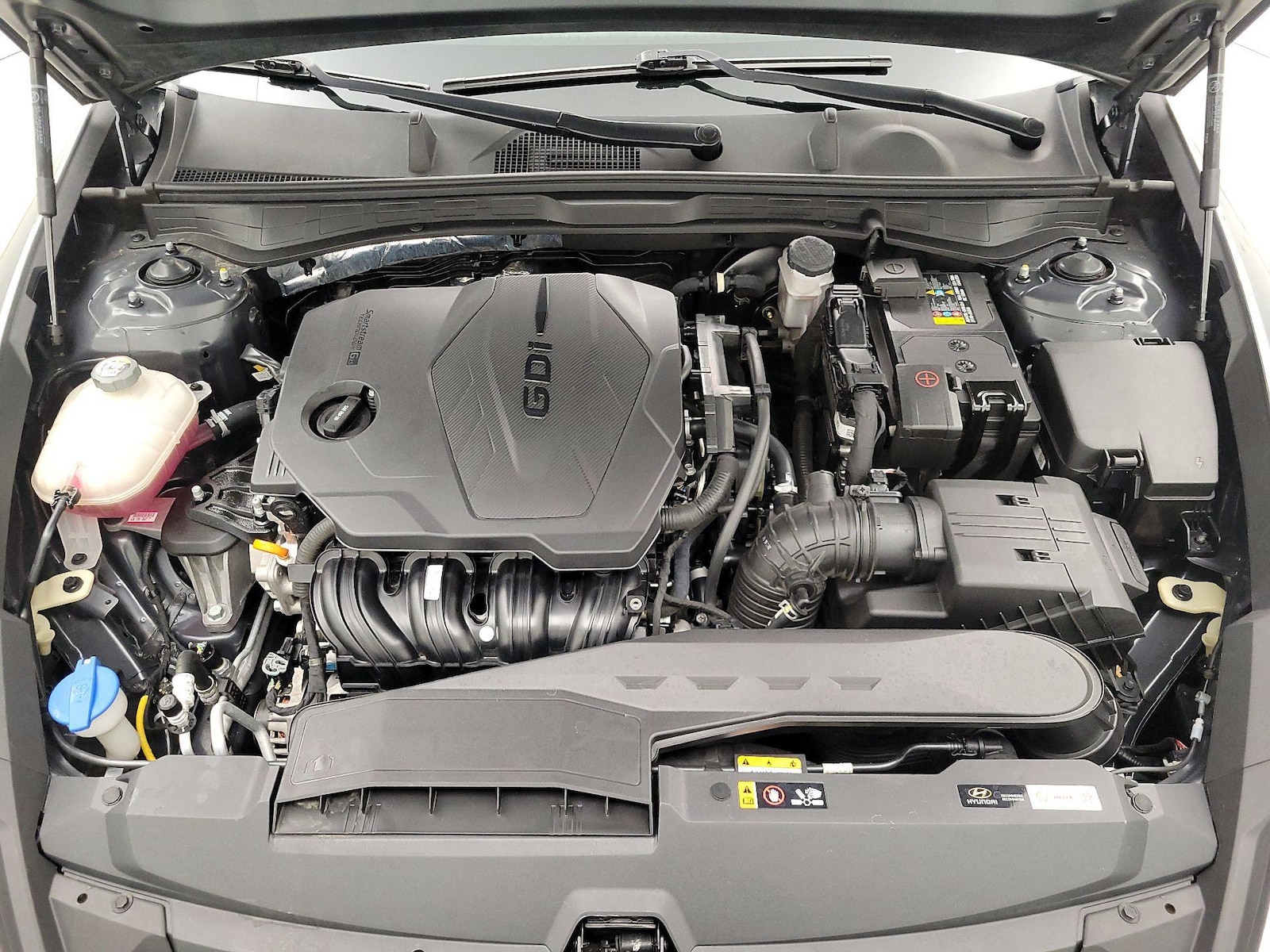 2023 Hyundai Sonata SE - Photo 22