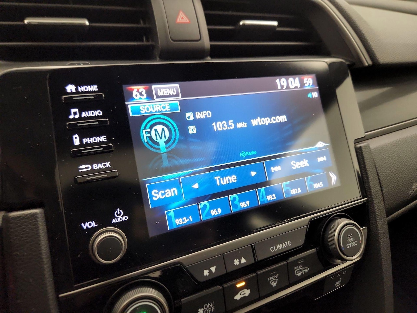 2020 Honda Civic Hatchback EX-L - Photo 16