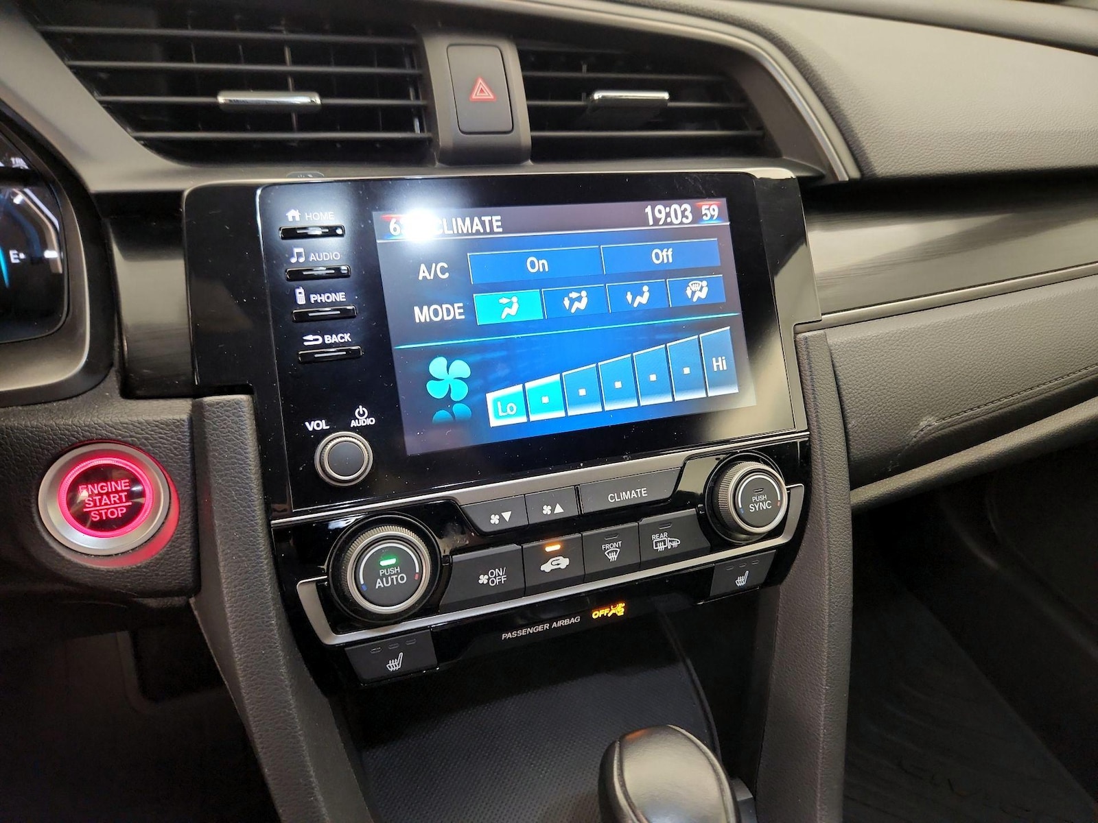 2020 Honda Civic Hatchback EX-L - Photo 17