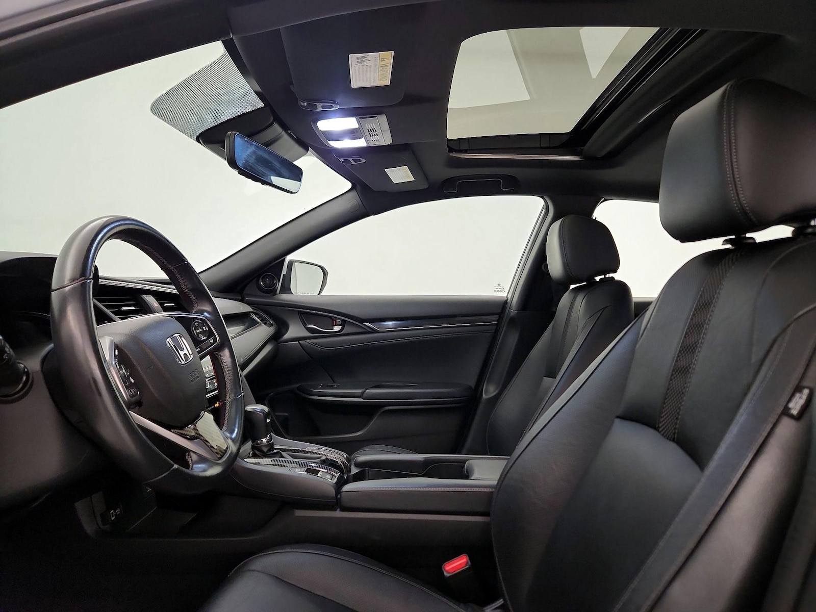 2020 Honda Civic Hatchback EX-L - Photo 20