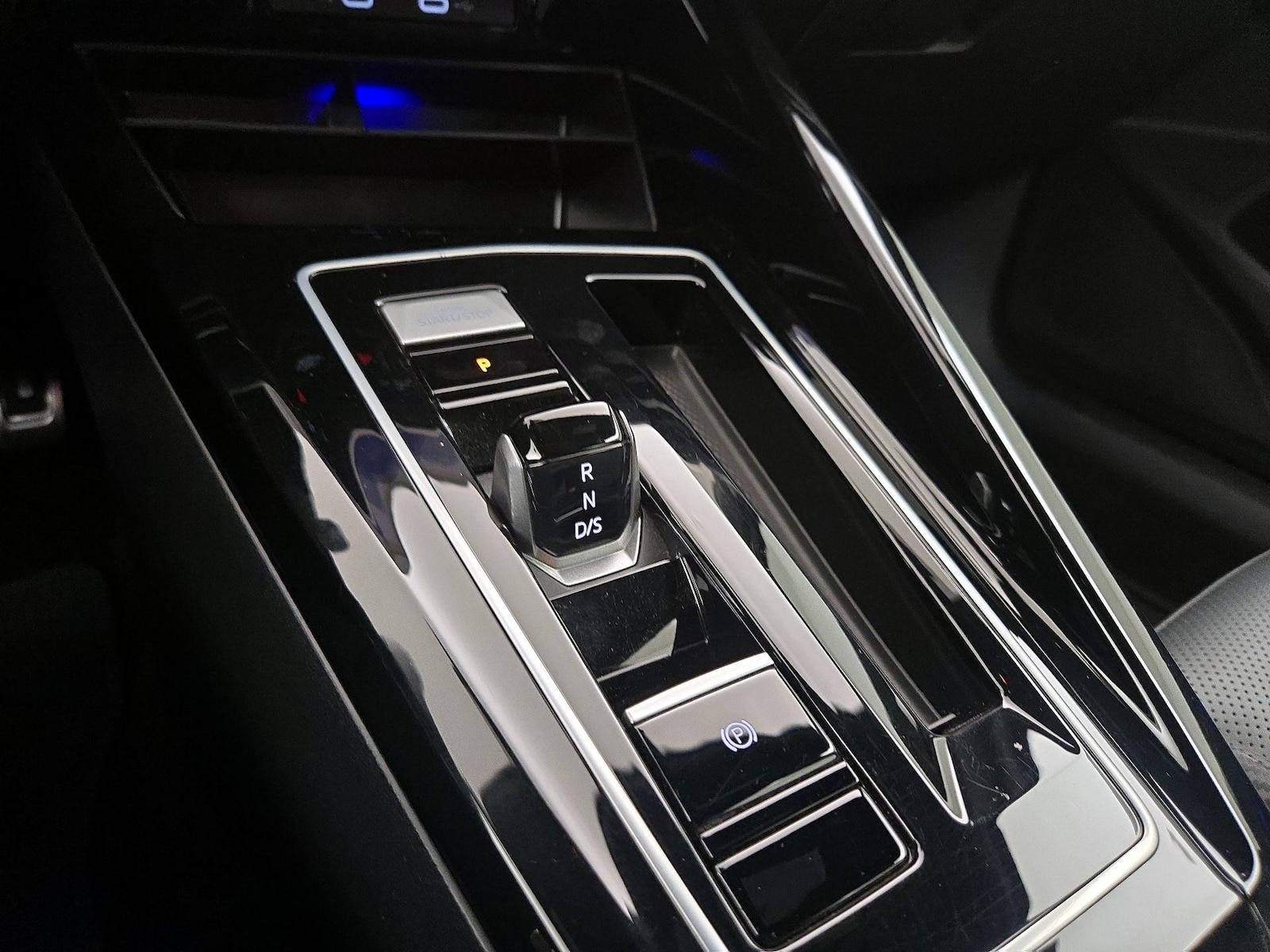2024 Volkswagen Golf R R - Photo 19