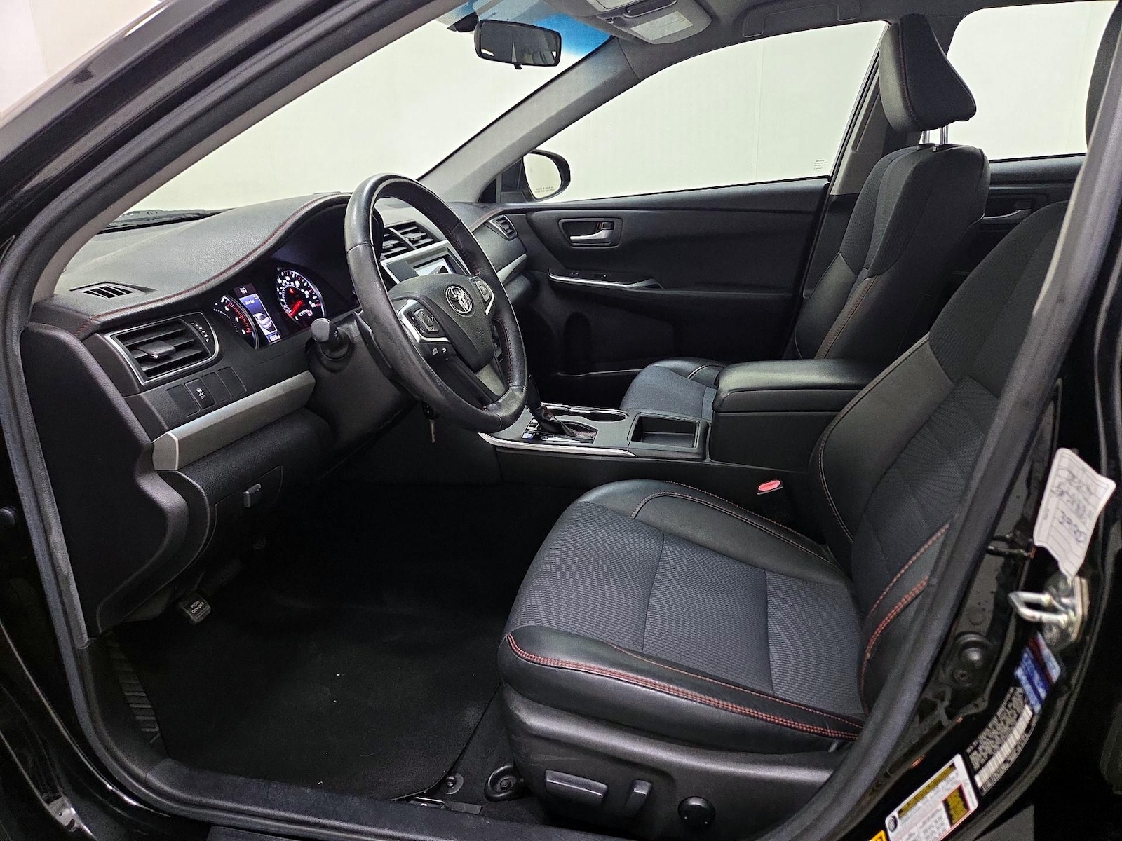 Power Seat(s) & Side Airbags