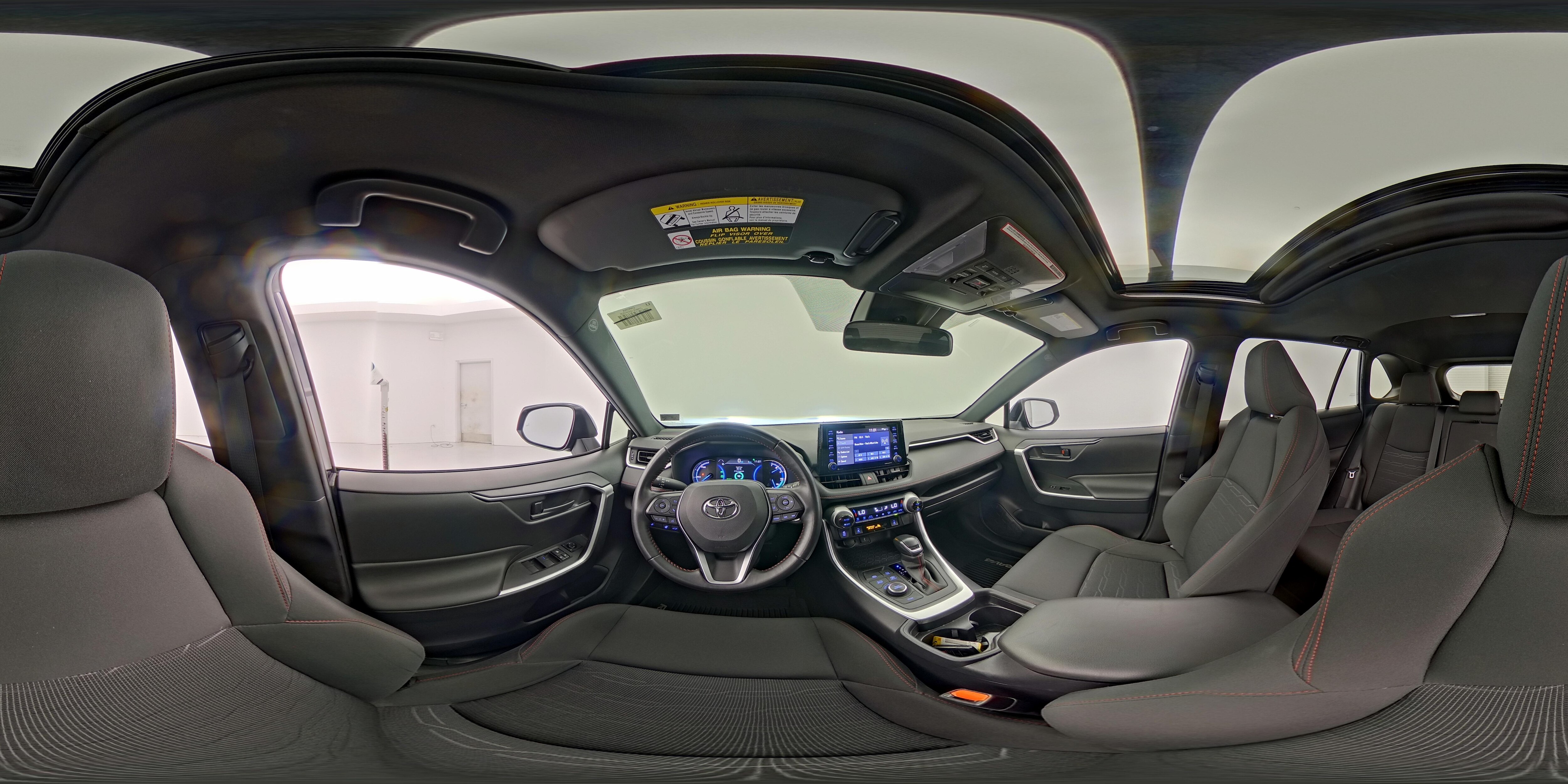 2021 Toyota RAV4 SE - Photo 27