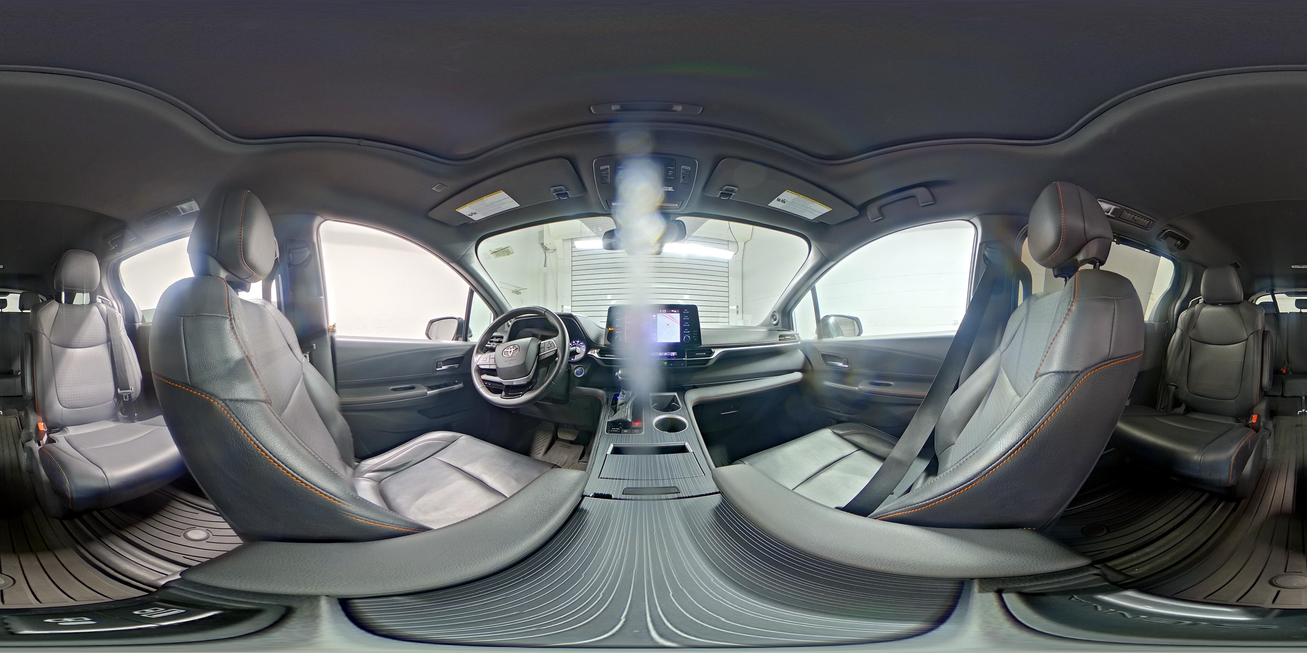 2021 Toyota Sienna XSE - Photo 27