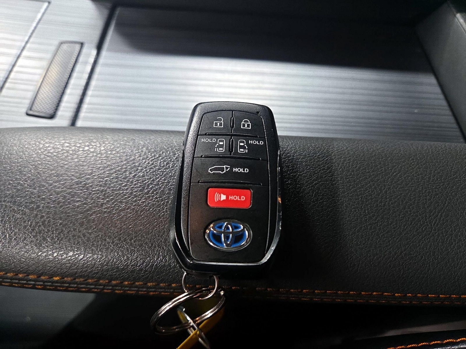 2021 Toyota Sienna XSE - Photo 26