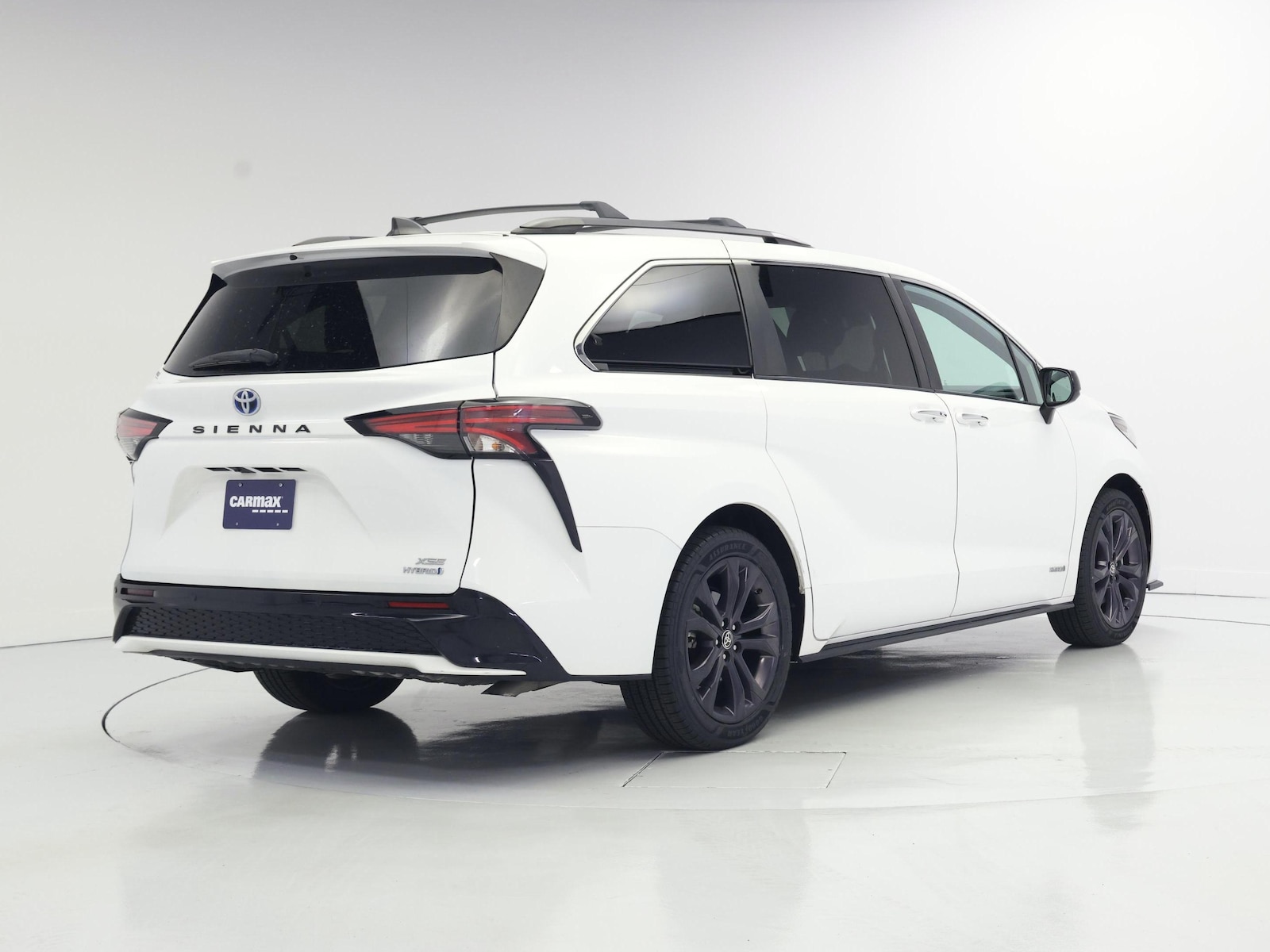 2021 Toyota Sienna XSE - Photo 9