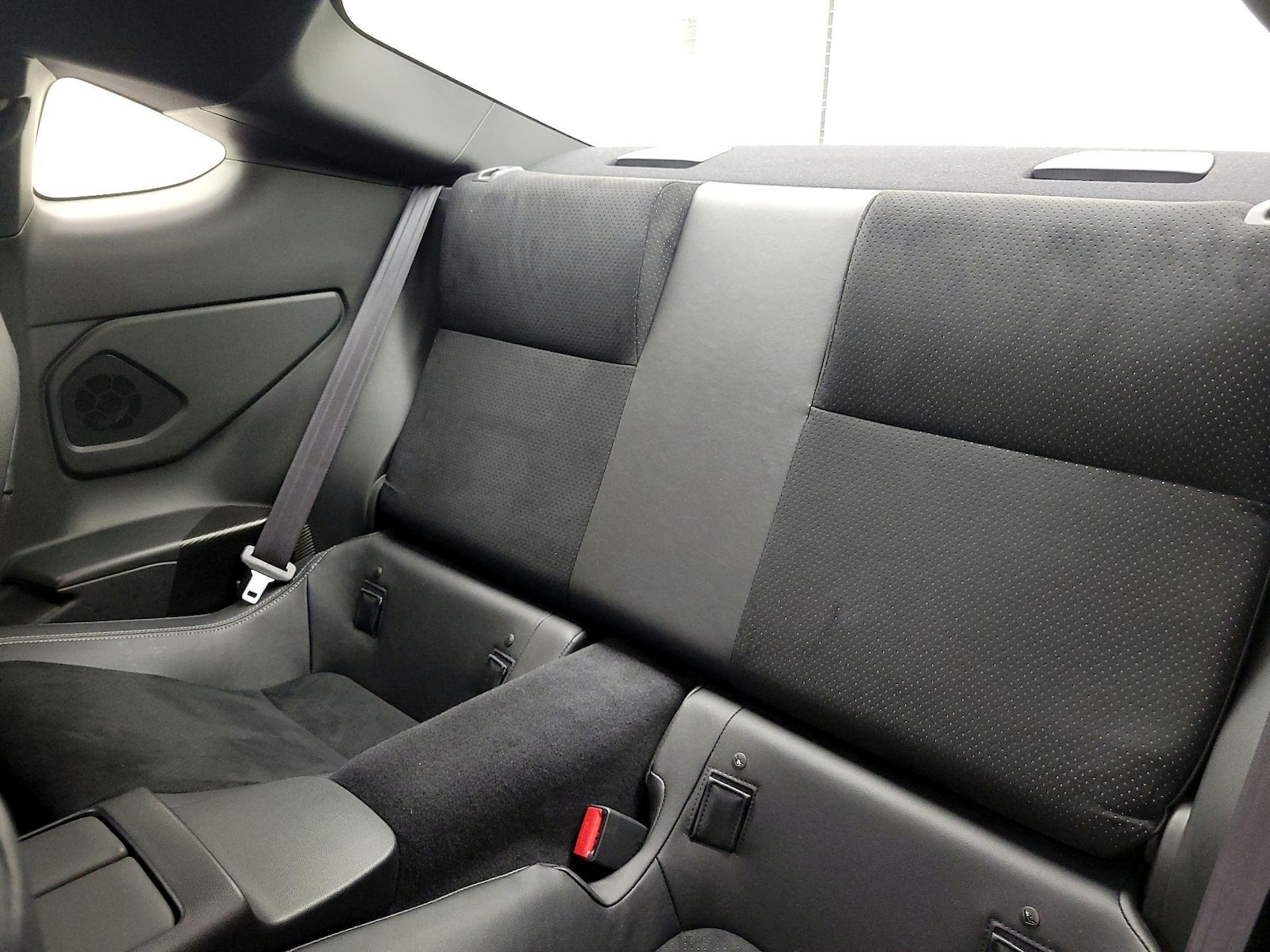2024 Toyota GR86 Premium - Photo 20