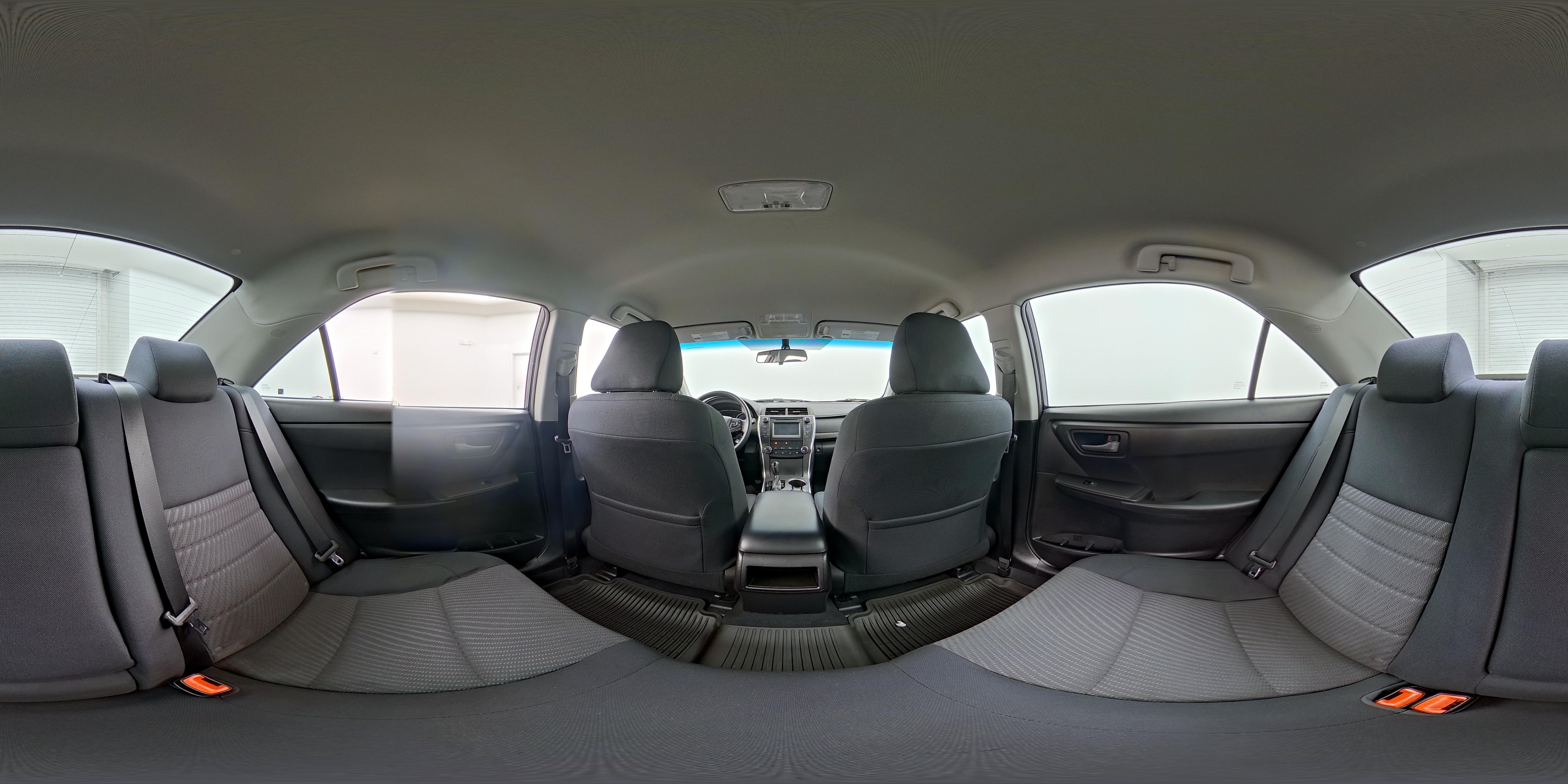 2017 Toyota Camry LE - Photo 24