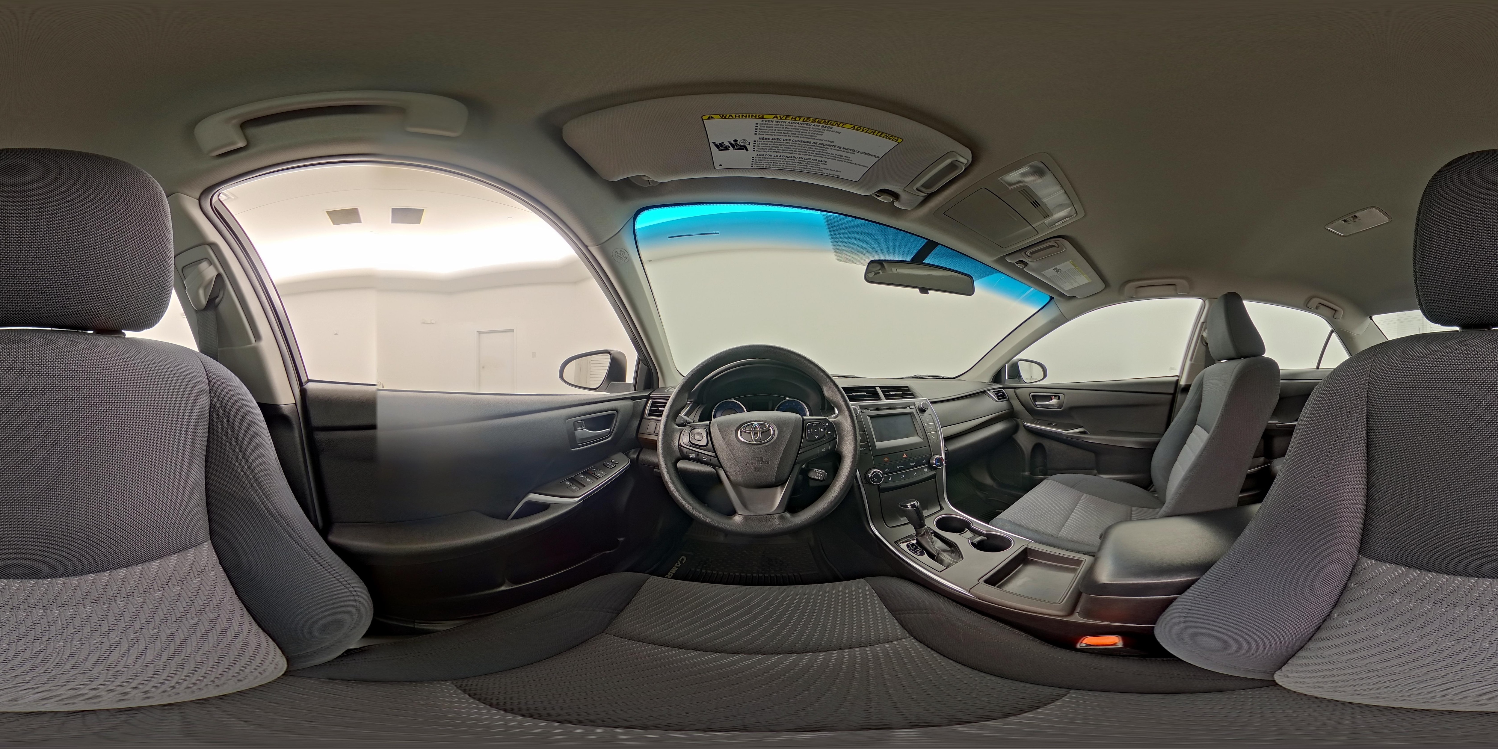 2017 Toyota Camry LE - Photo 25