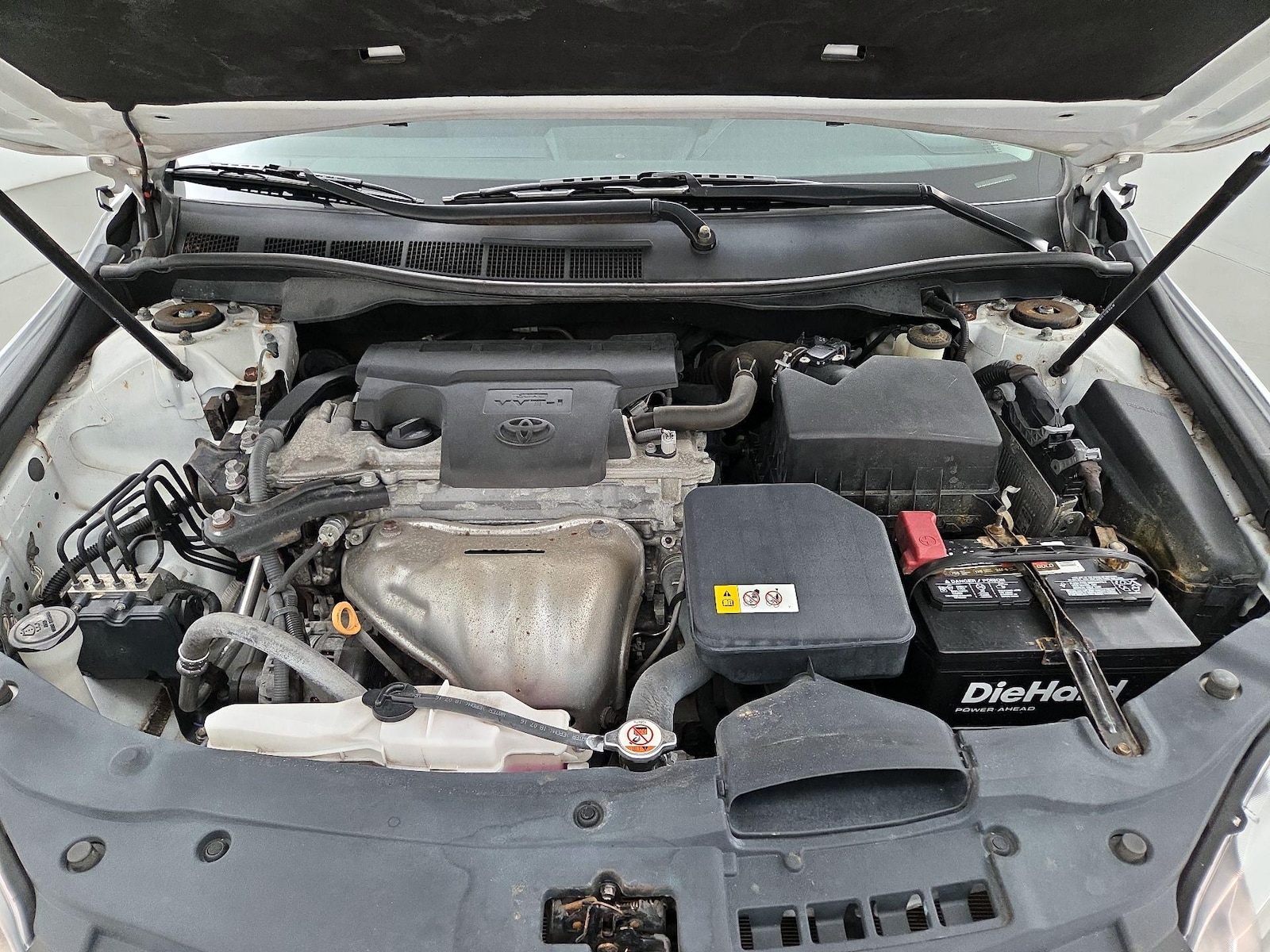 2017 Toyota Camry LE - Photo 21