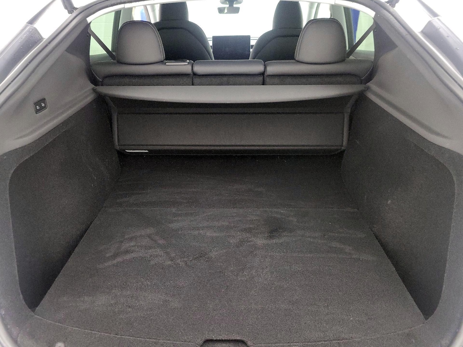 2026 Tesla Model Y Long Range - Photo 22