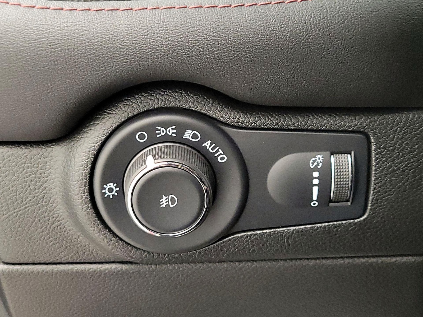 2022 Dodge Durango R/T Plus - Photo 14