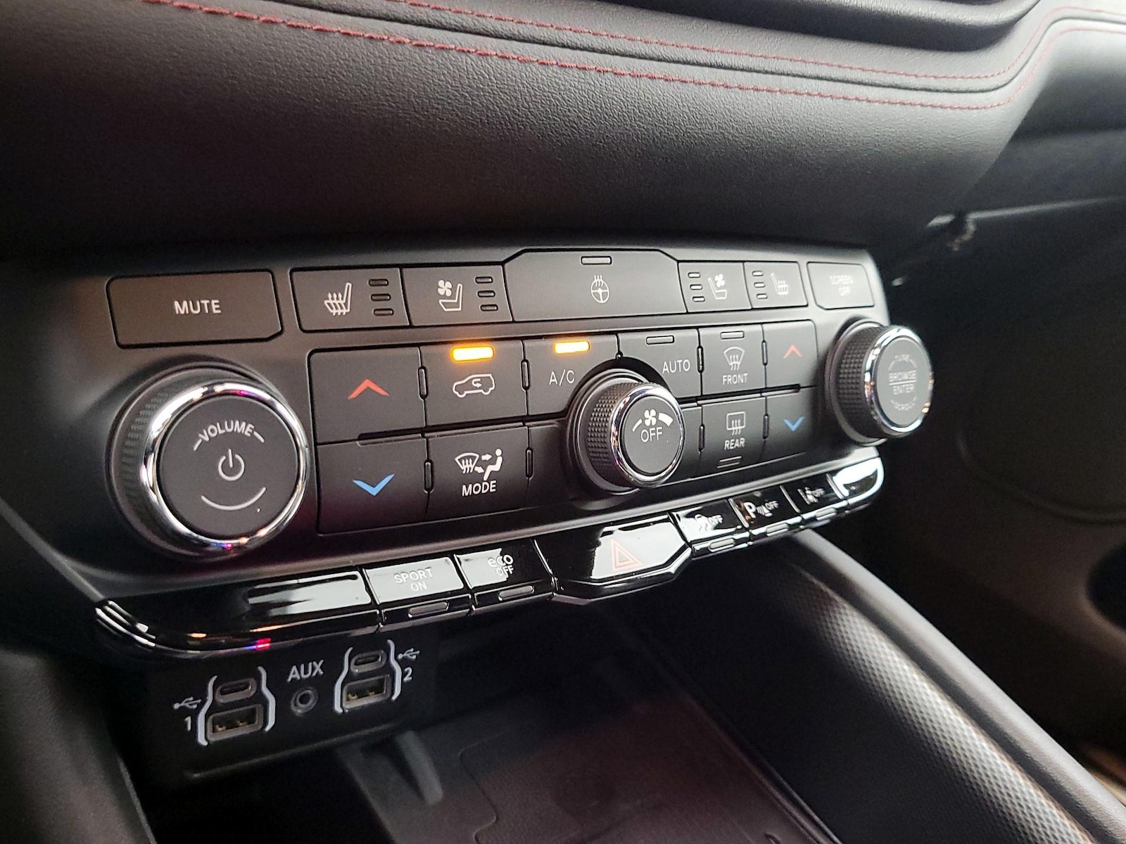 2022 Dodge Durango R/T Plus - Photo 17