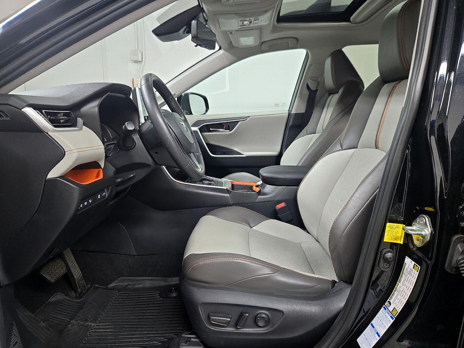 2019 Toyota RAV4 Adventure - Photo 12
