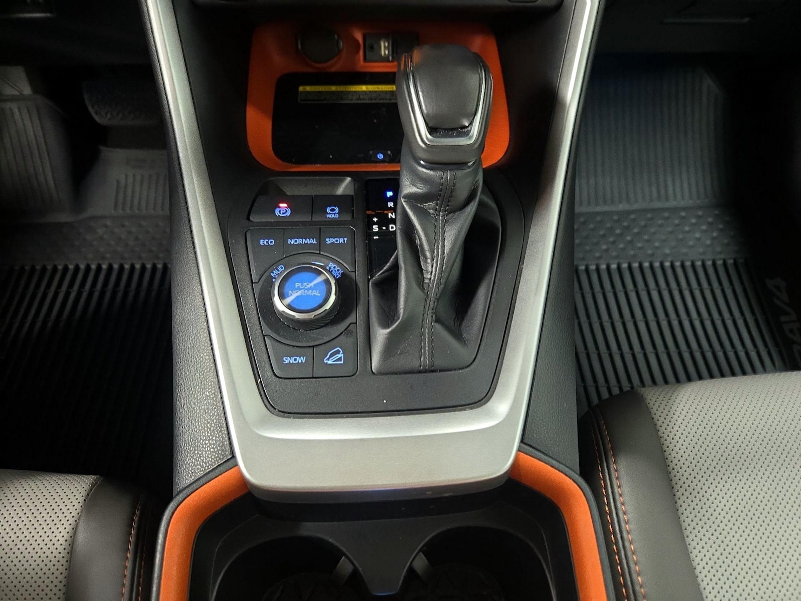2019 Toyota RAV4 Adventure - Photo 19