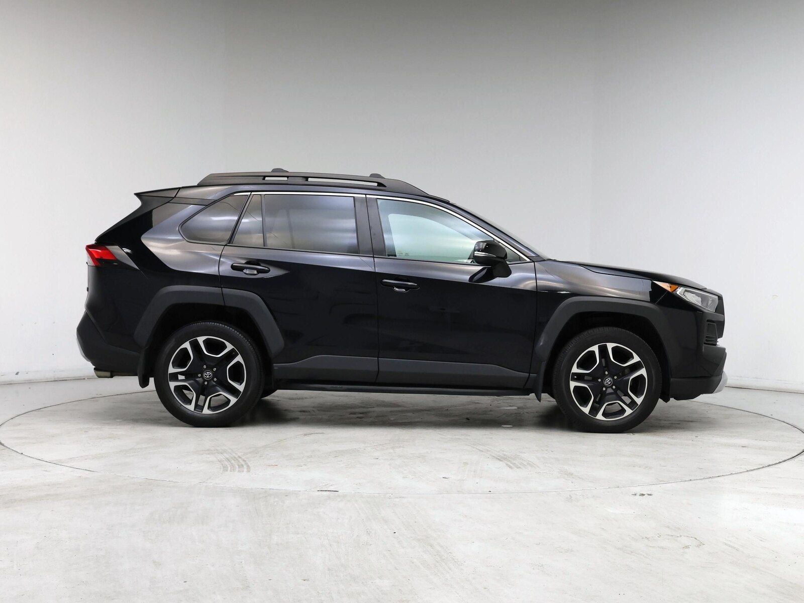 2019 Toyota RAV4 Adventure - Photo 8