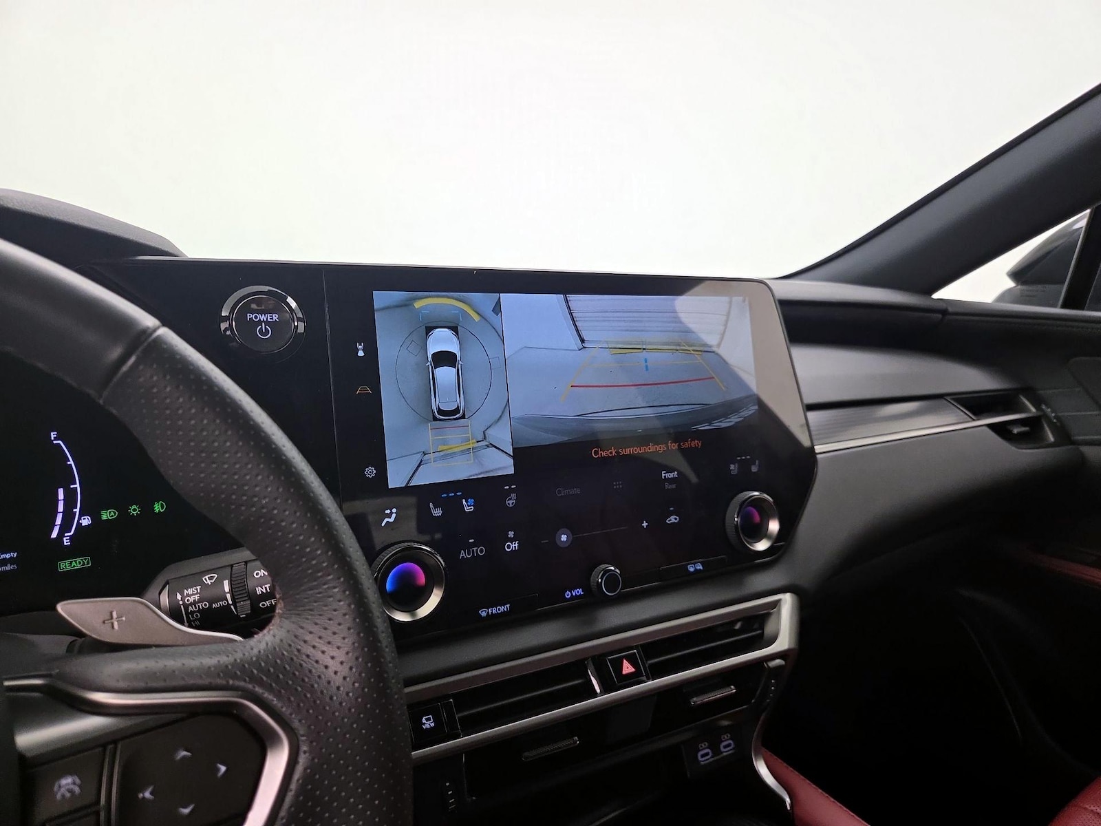 2023 Lexus RX Hybrid 500h - Photo 15