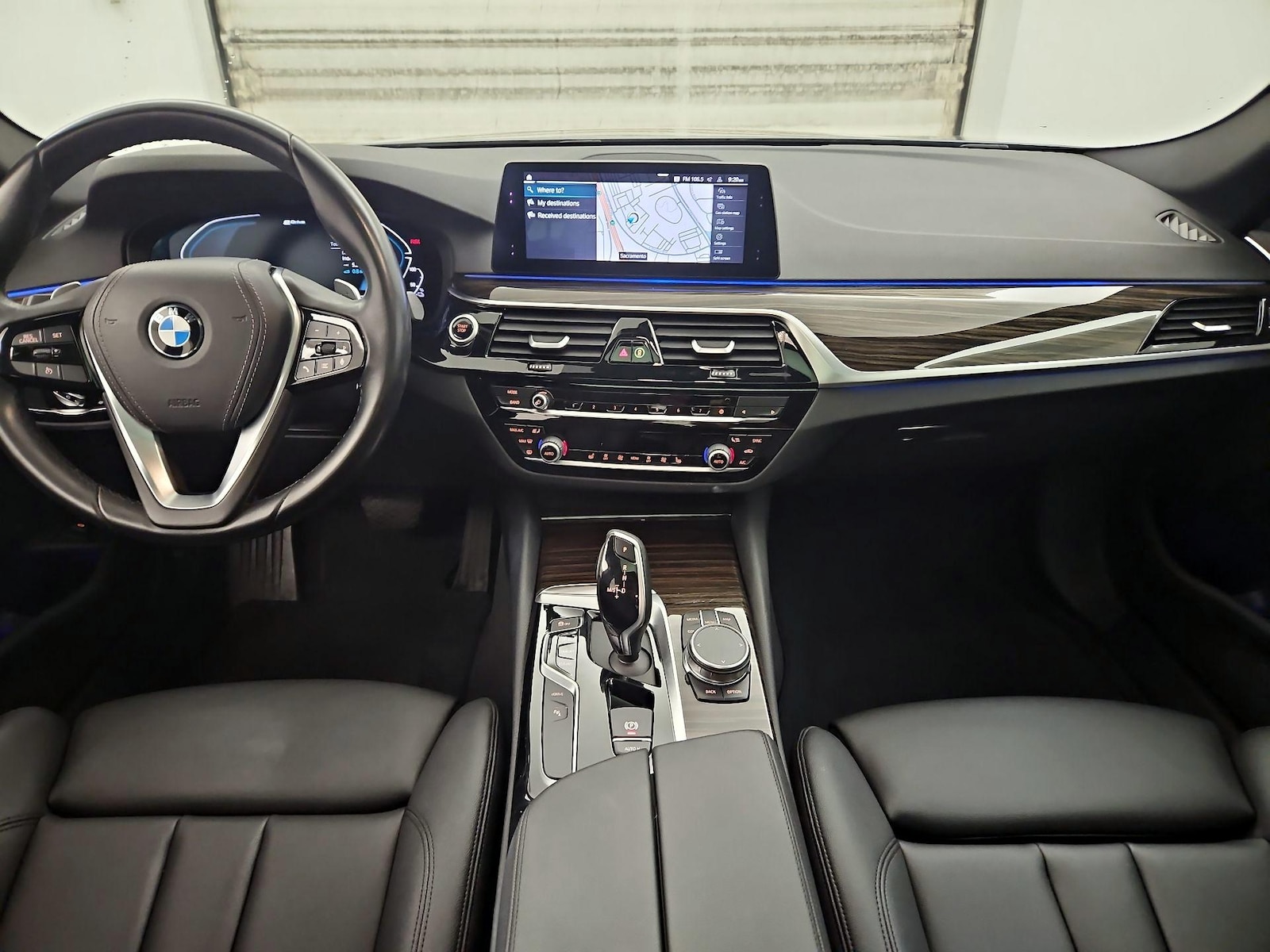 2020 BMW 5 Series 530e - Photo 10