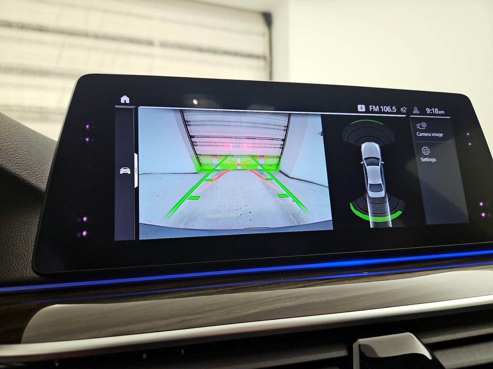 2020 BMW 5 Series 530e - Photo 16