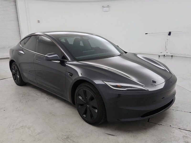 2025 Tesla Model 3 Long Range