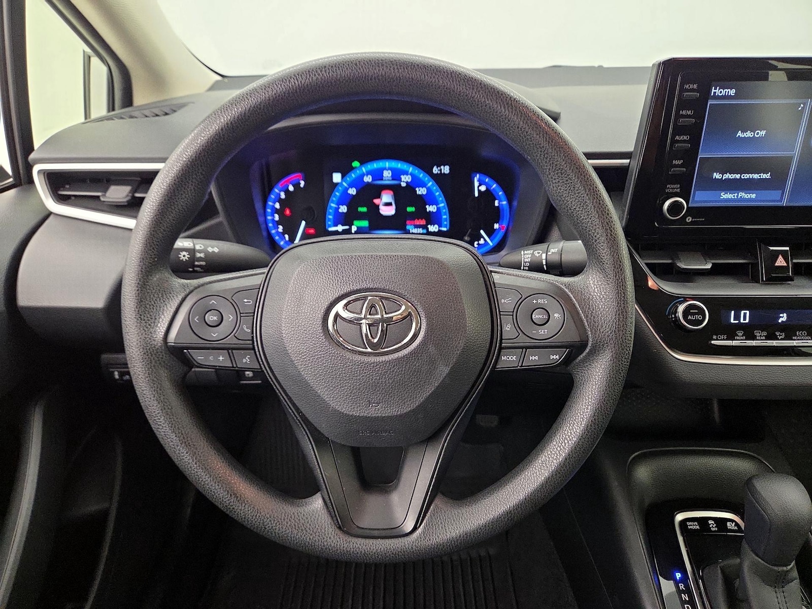 2022 Toyota Corolla LE - Photo 11