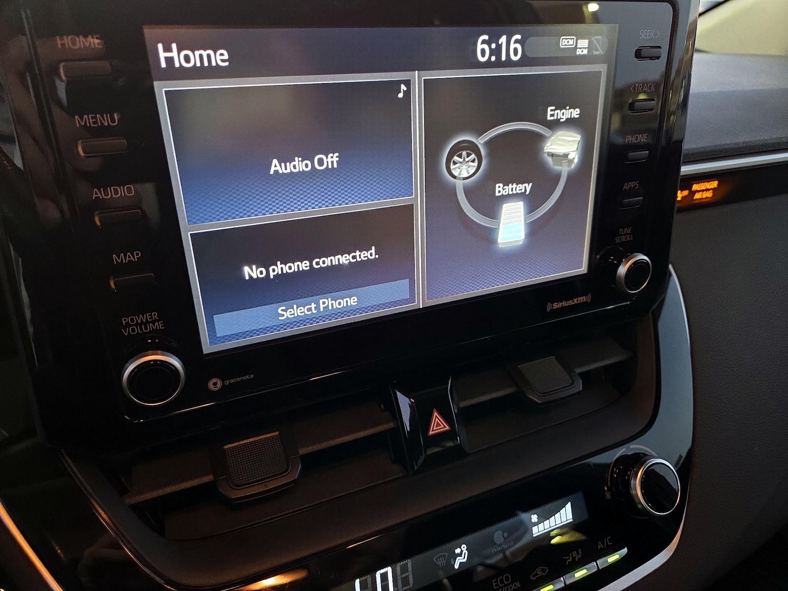 2022 Toyota Corolla LE - Photo 15