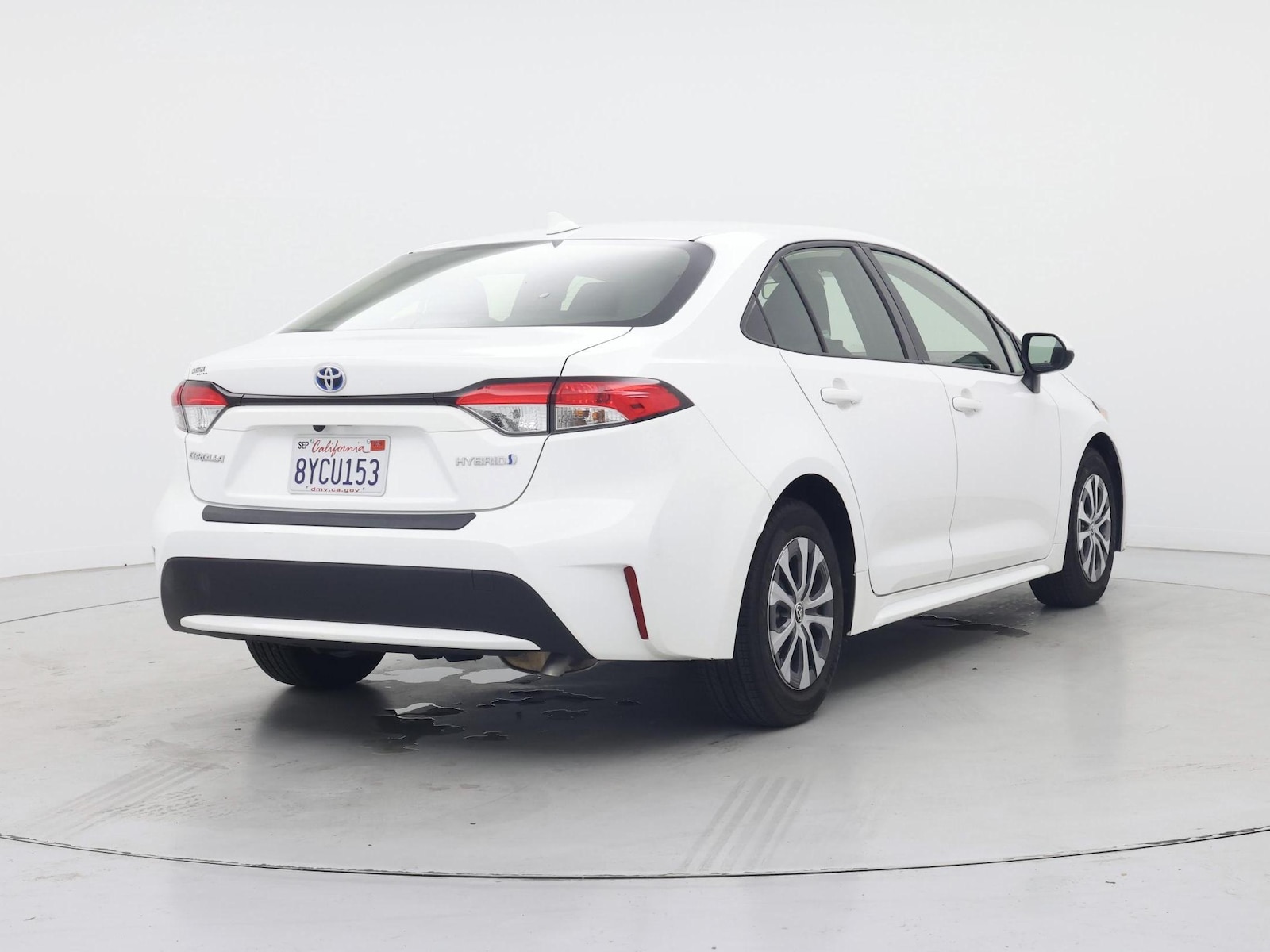 2022 Toyota Corolla LE - Photo 9