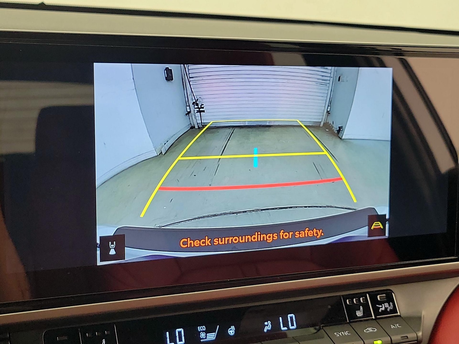 2025 Toyota Camry XSE - Photo 15
