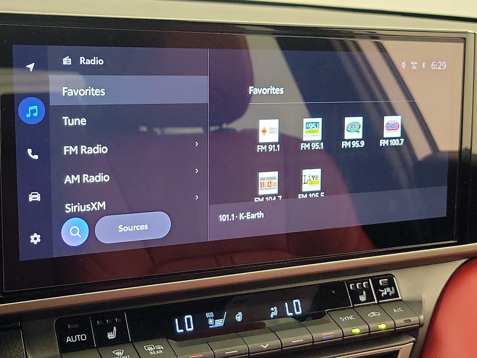2025 Toyota Camry XSE - Photo 16