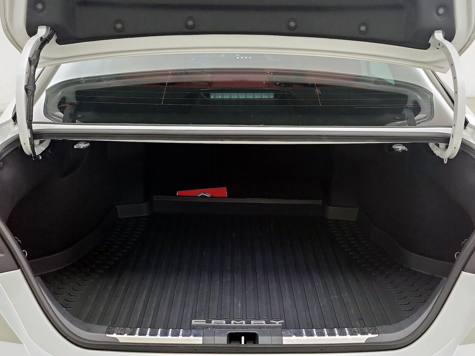 2025 Toyota Camry XSE - Photo 22