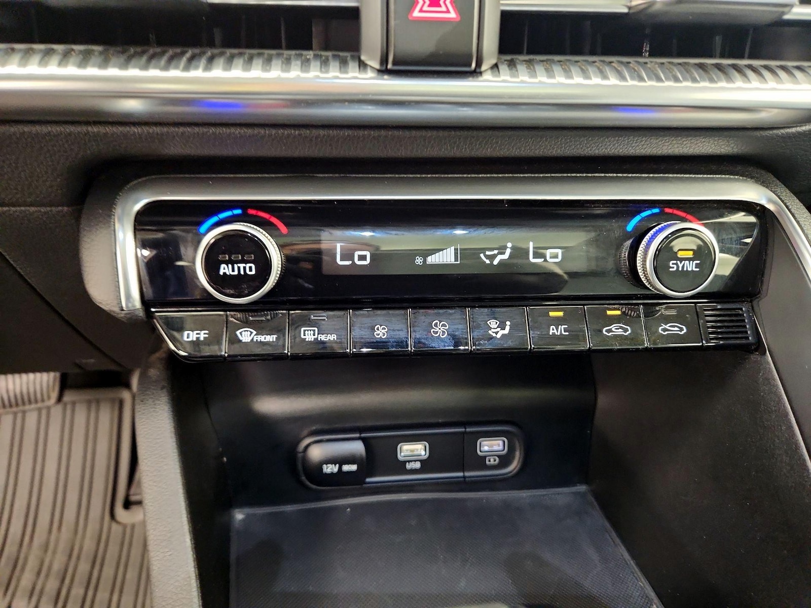 2023 Kia K5 EX - Photo 16