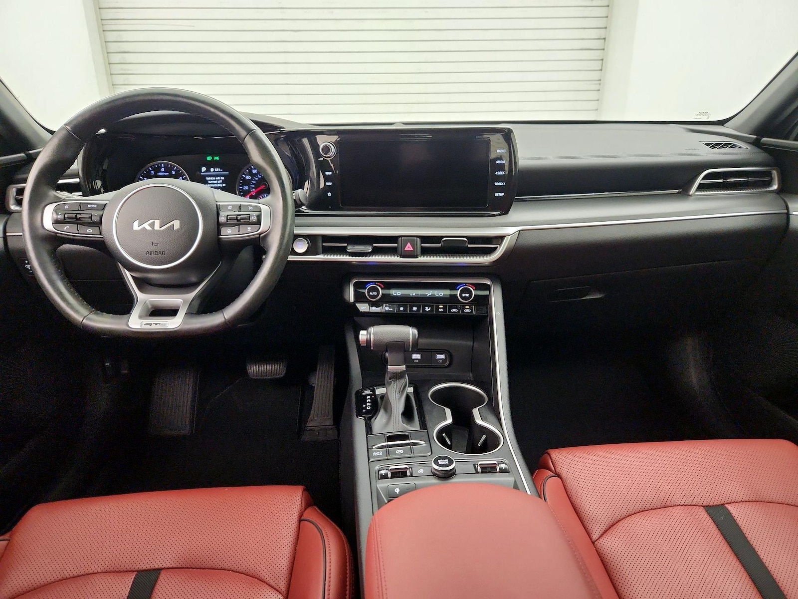 2024 Kia K5 GT-Line - Photo 10