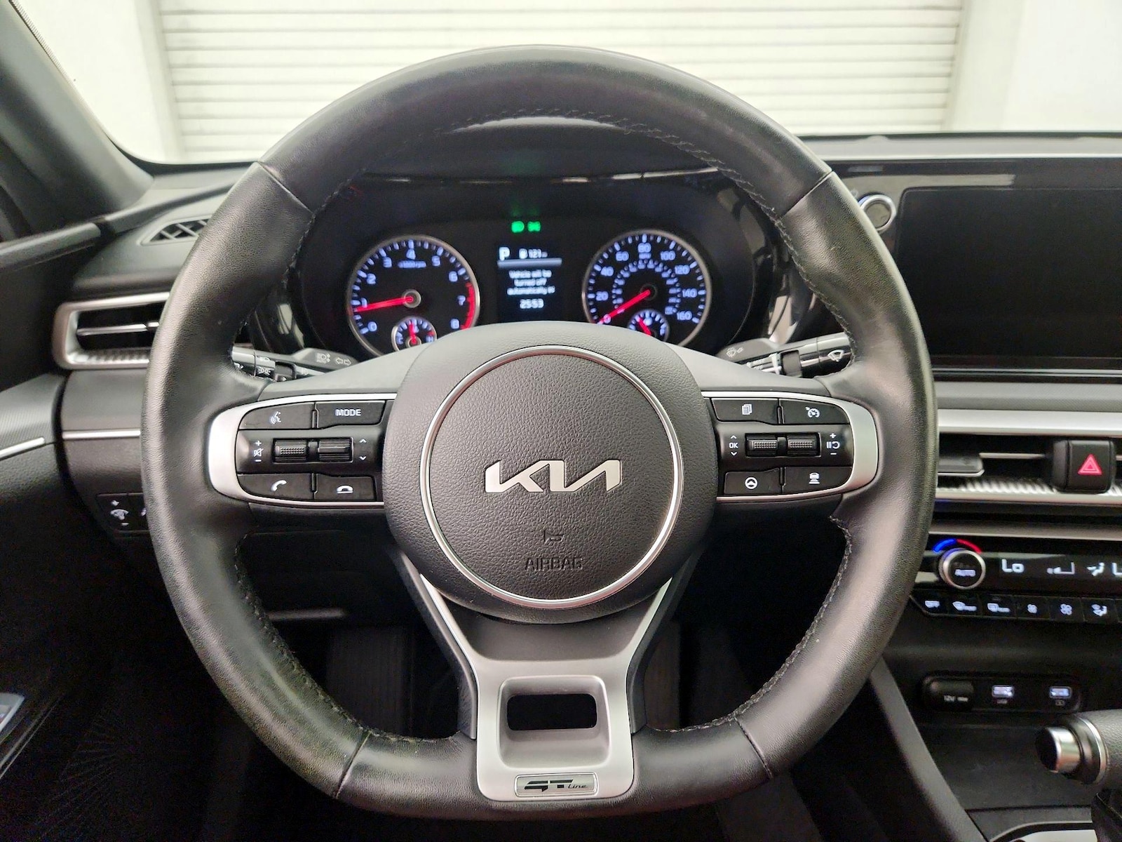 2024 Kia K5 GT-Line - Photo 11