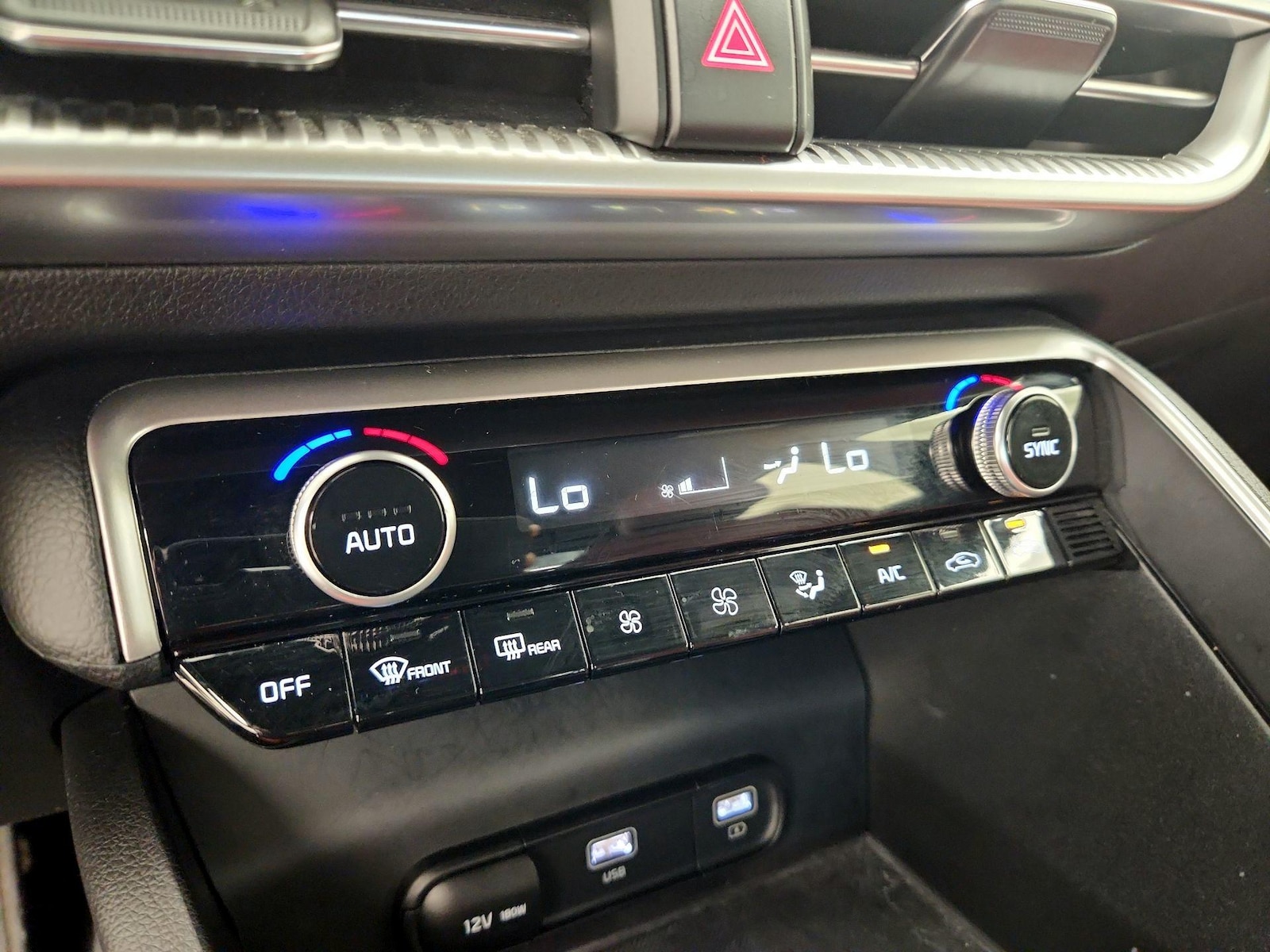 2024 Kia K5 GT-Line - Photo 18