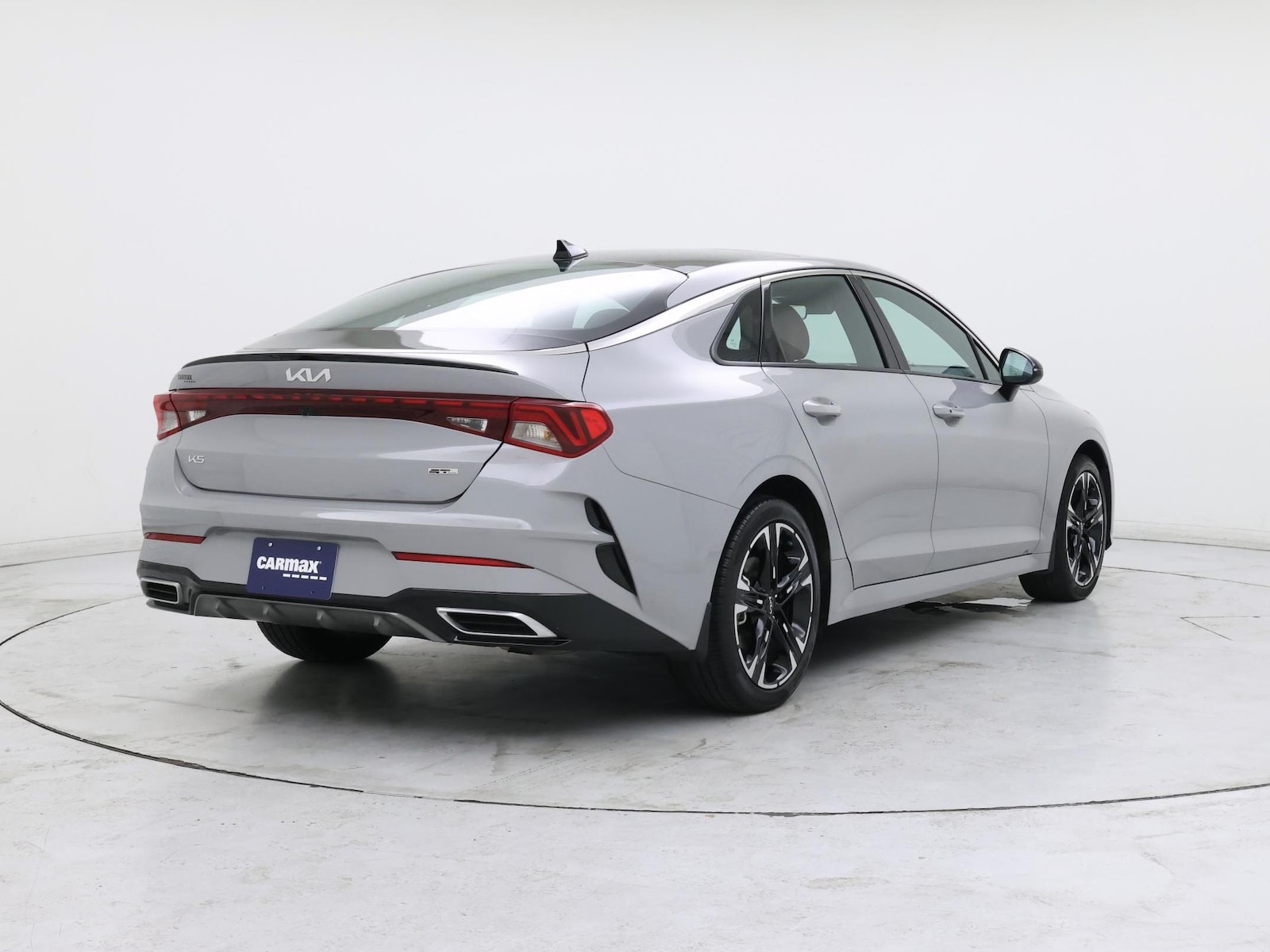 2024 Kia K5 GT-Line - Photo 9
