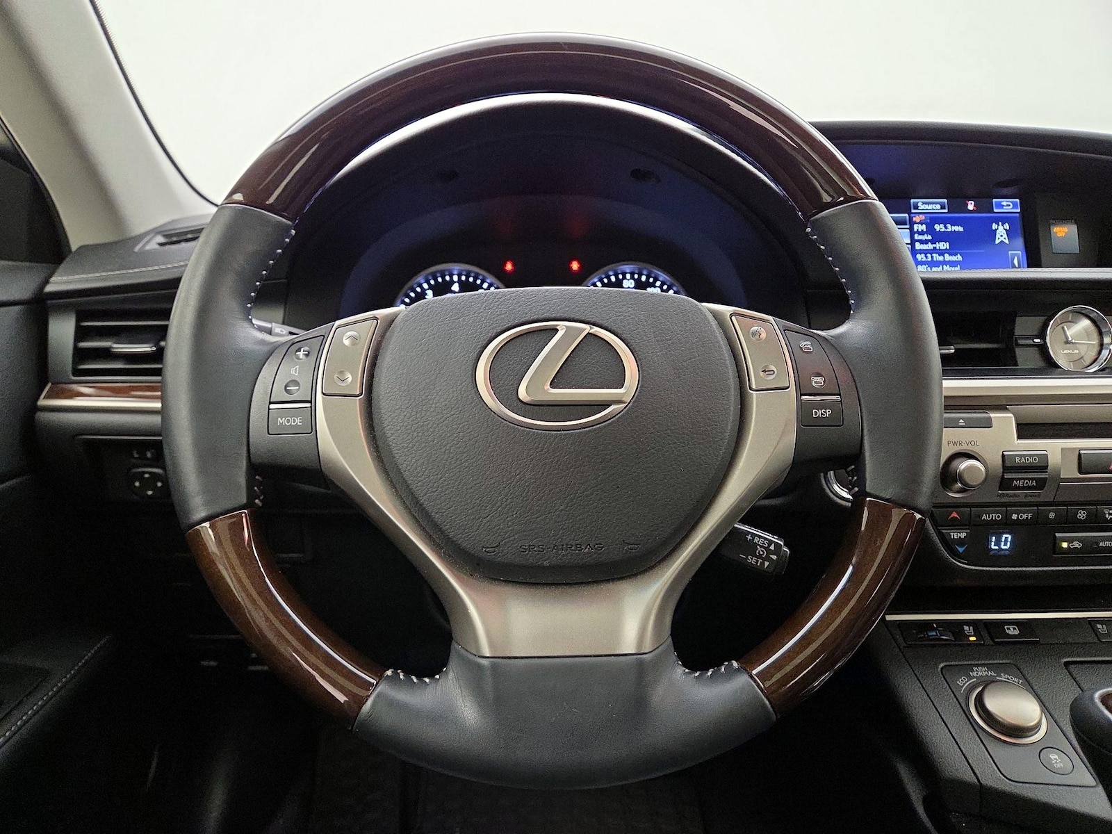 2015 Lexus ES 350 - Photo 11