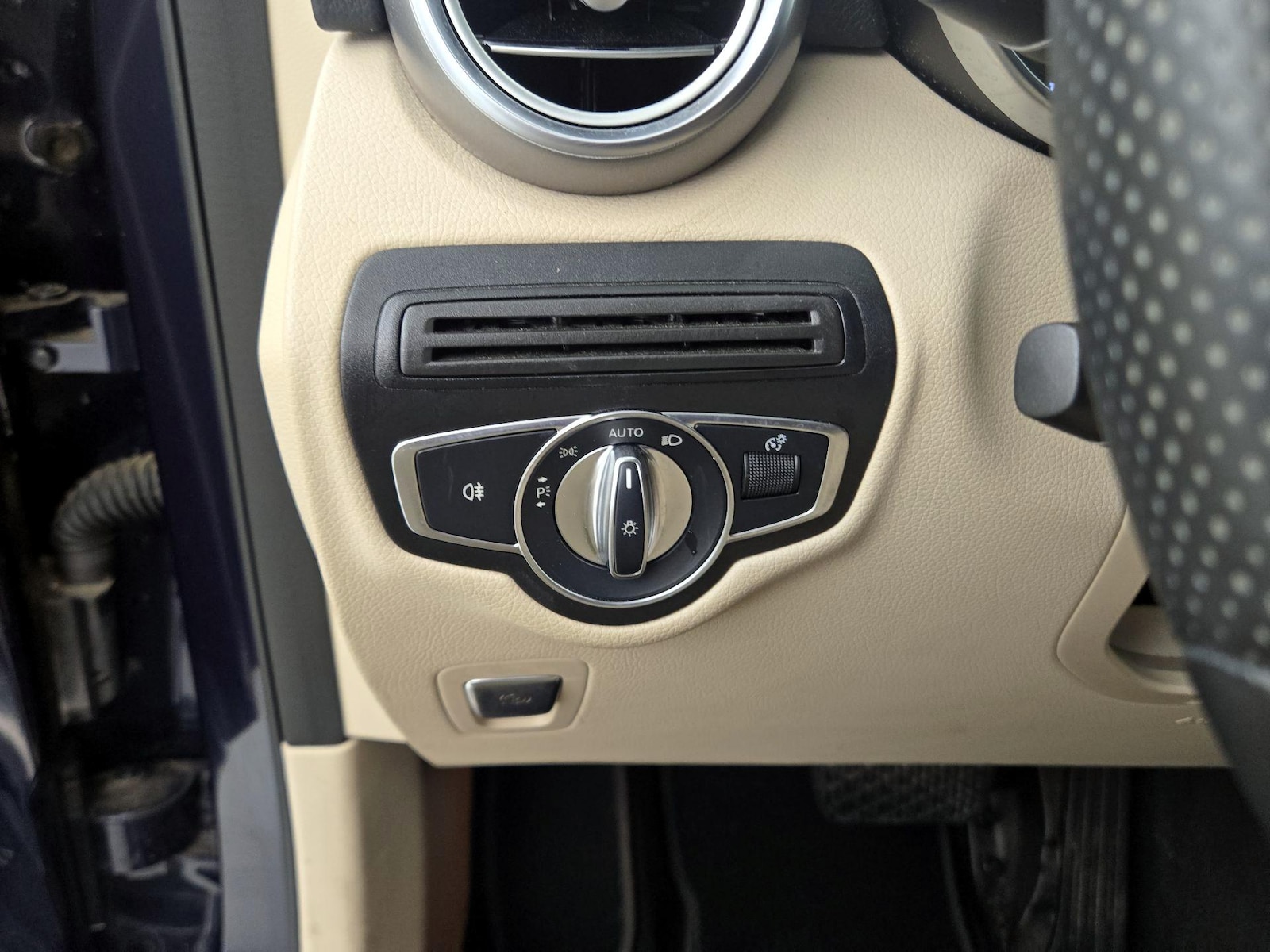 2018 Mercedes-Benz GLC GLC300 - Photo 14
