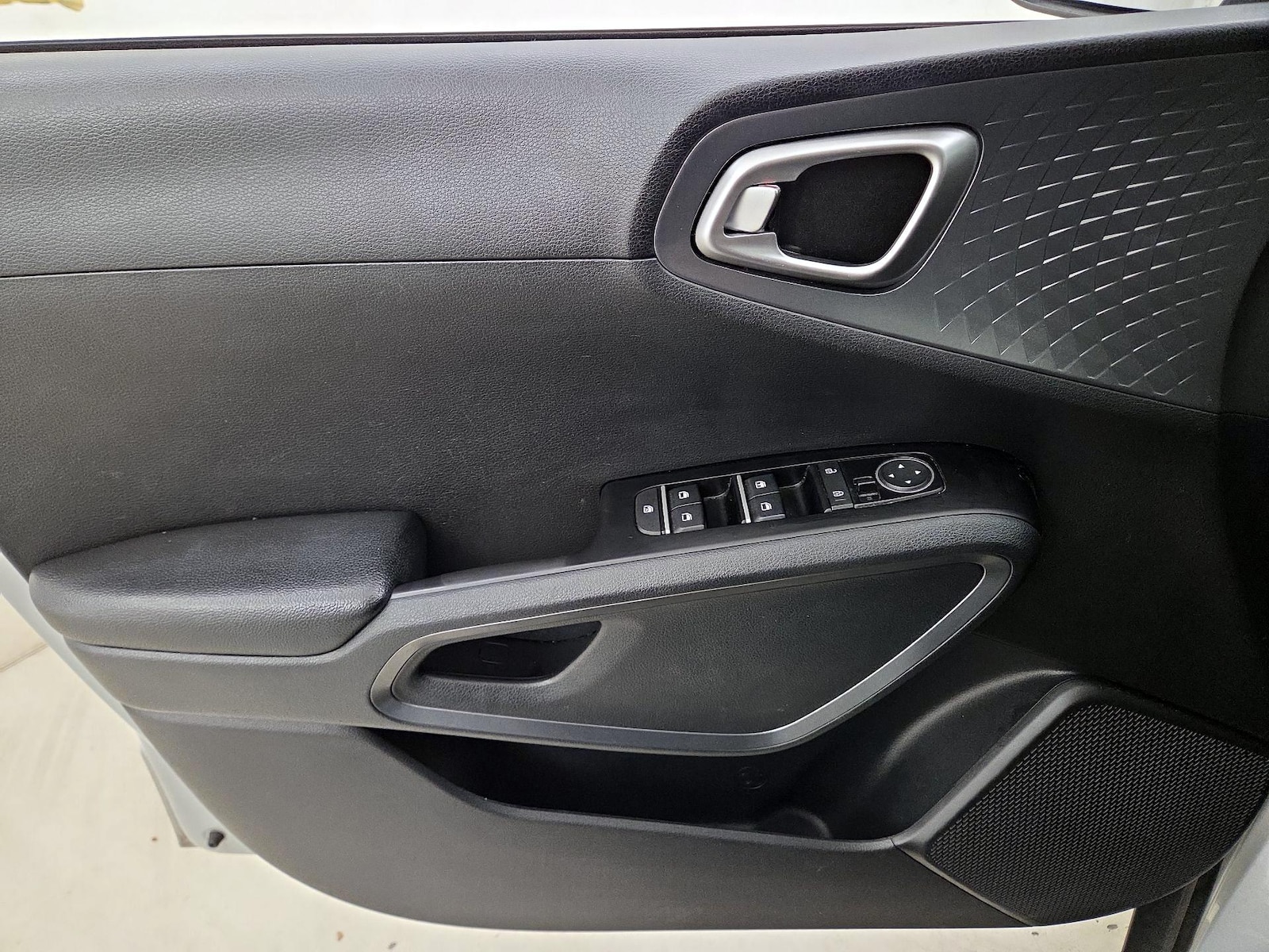 2021 Kia Soul S - Photo 13