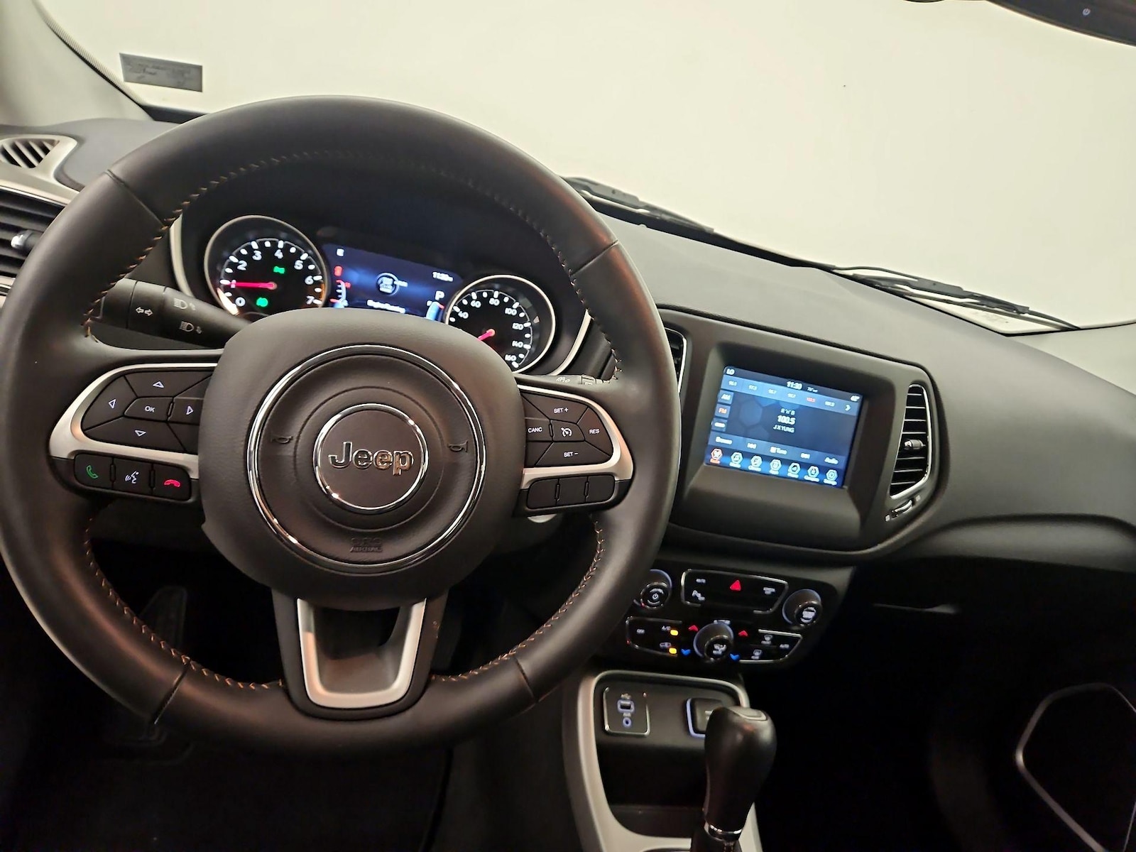 2018 Jeep Compass Latitude - Photo 11