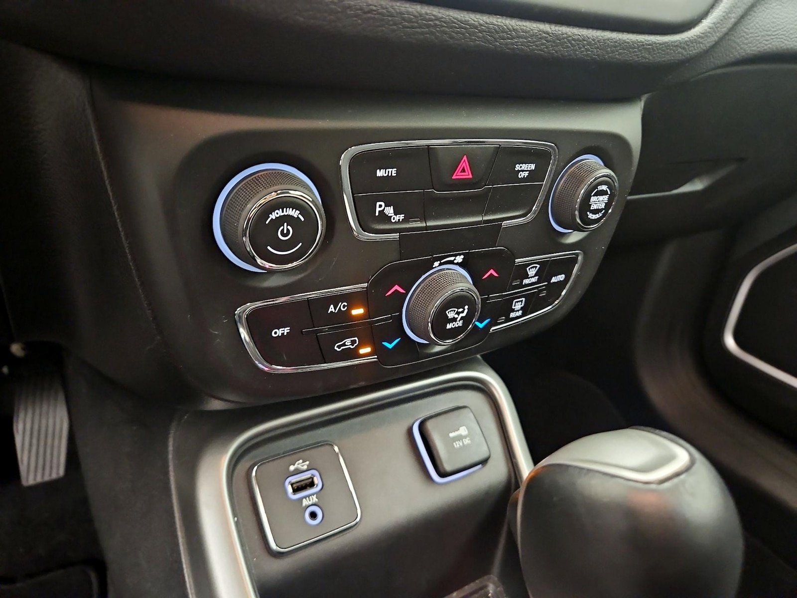 2018 Jeep Compass Latitude - Photo 16