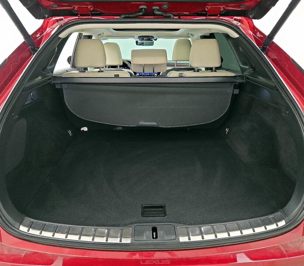 Trunk/Cargo (Seats Up)
