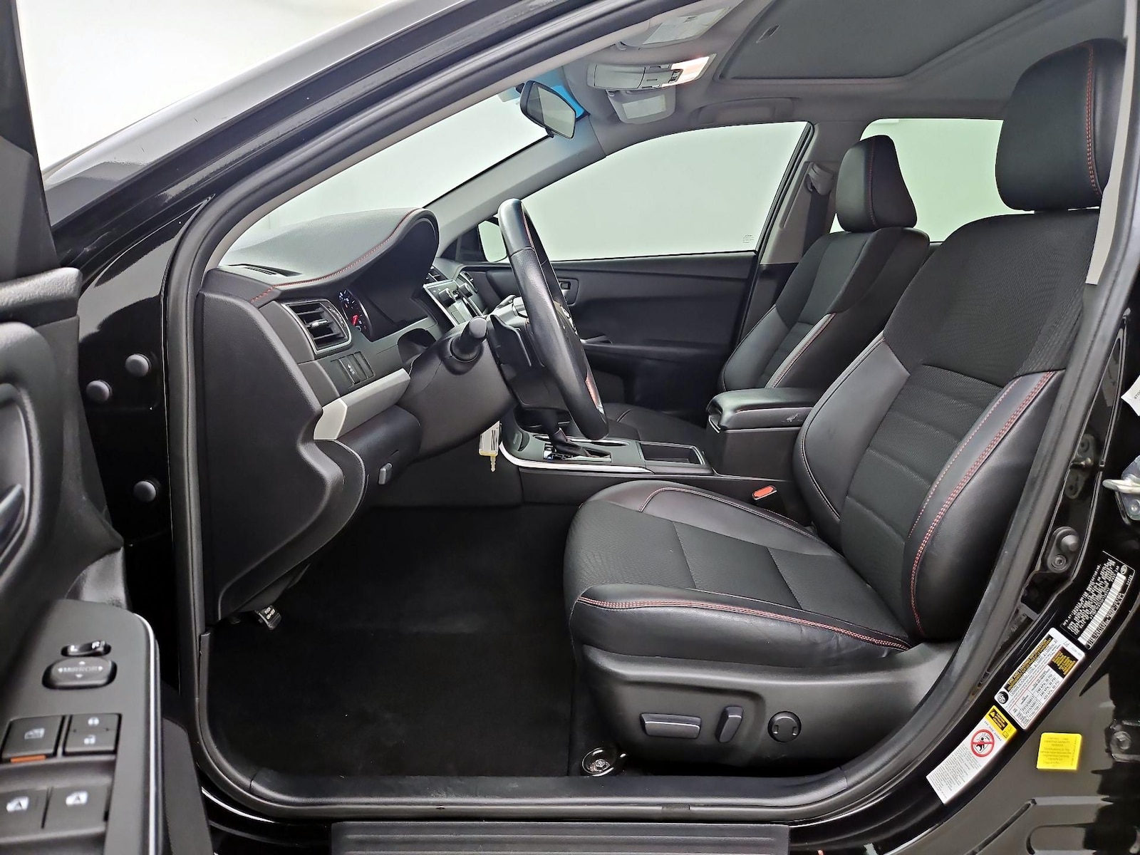 2016 Toyota Camry Special Edition - Photo 12