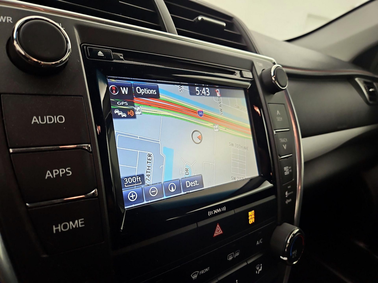 2016 Toyota Camry Special Edition - Photo 15