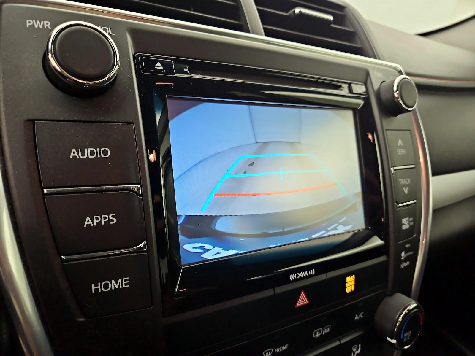 2016 Toyota Camry Special Edition - Photo 16