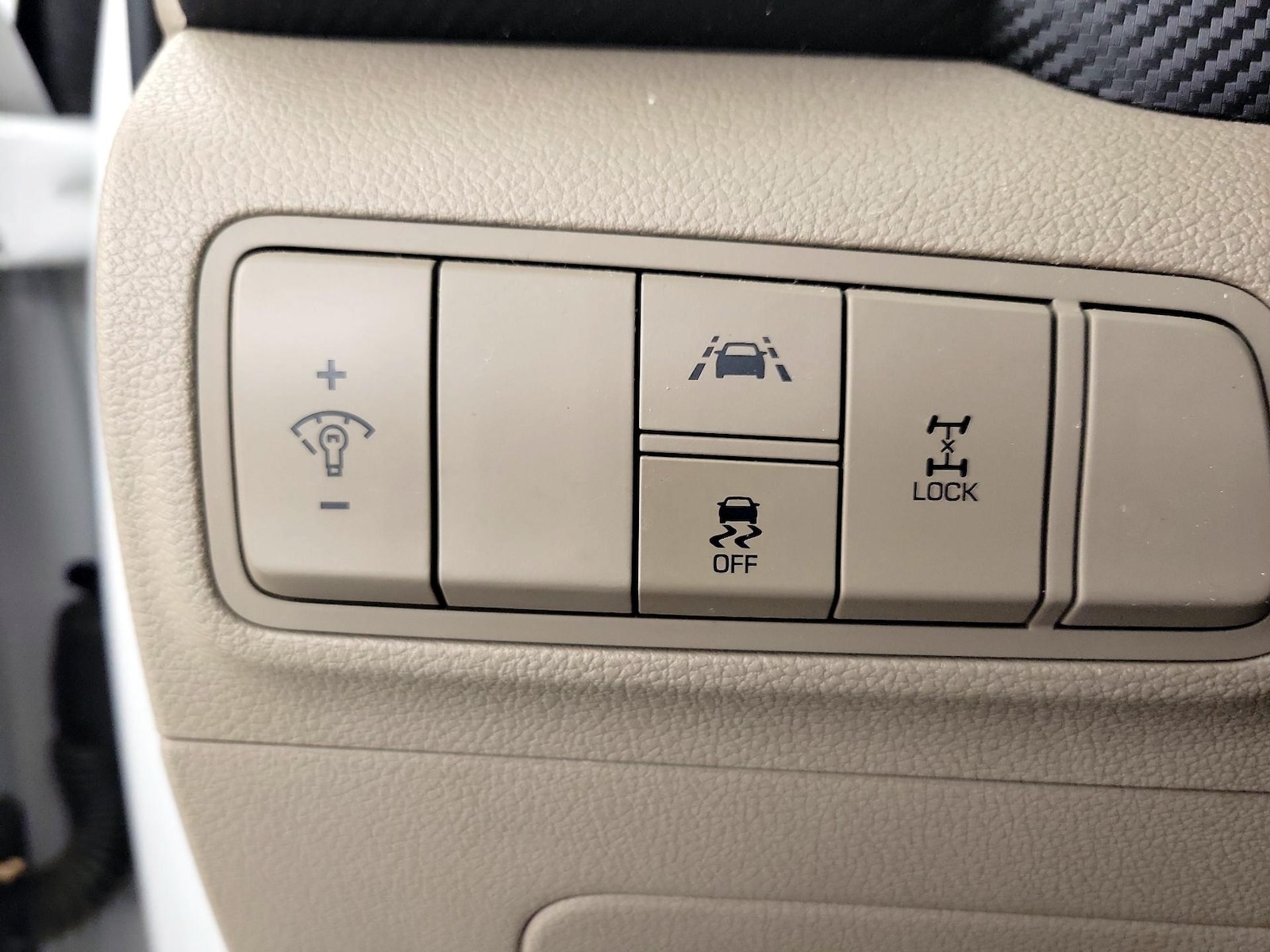 2020 Hyundai Tucson SE - Photo 14
