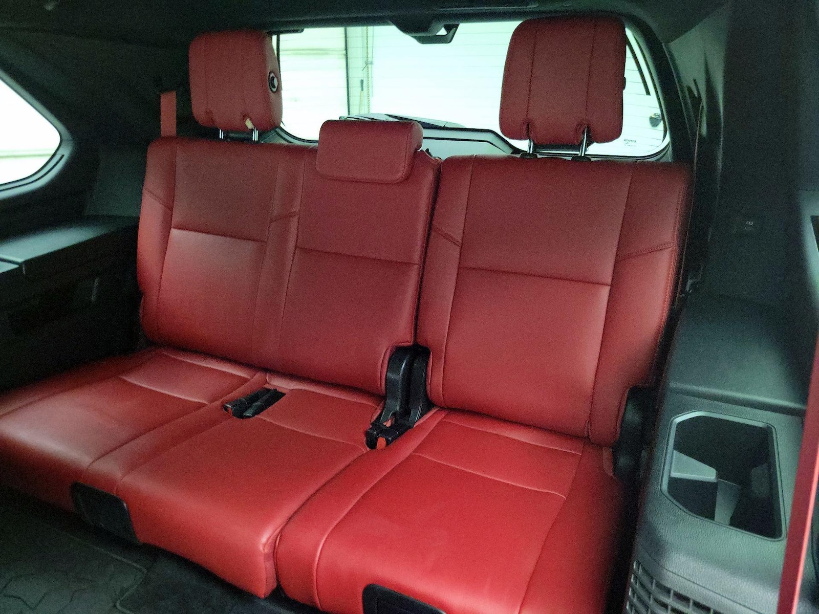 2025 Toyota Sequoia TRD Pro - Photo 23