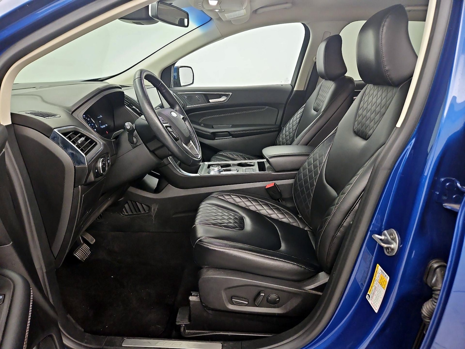 2024 Ford Edge Titanium - Photo 12