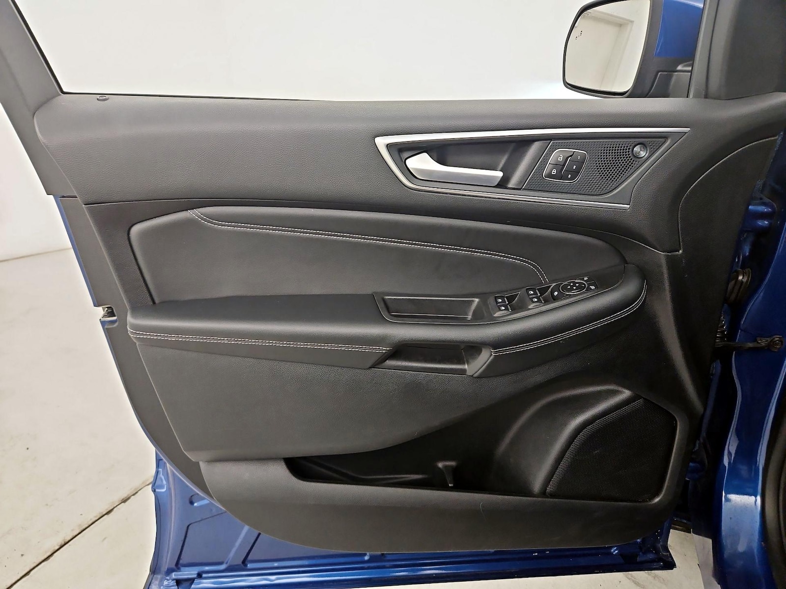 2024 Ford Edge Titanium - Photo 13